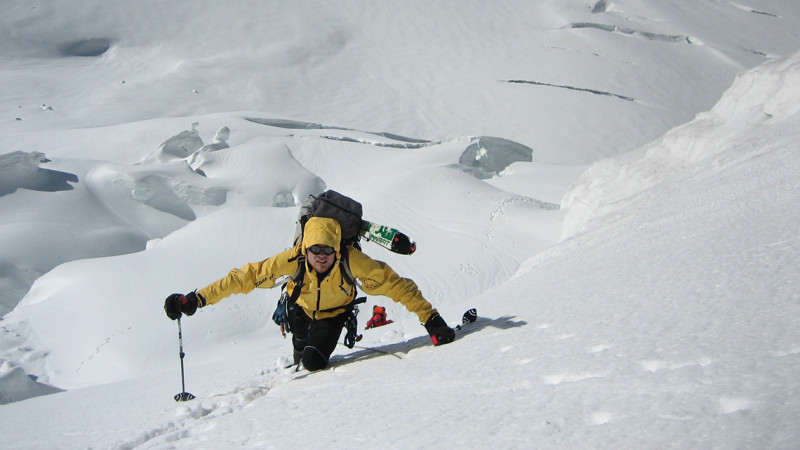 Dynafit_Benedikt_B-hm_Ascent_Gasherbrum_II_2006_1140_641_800x800